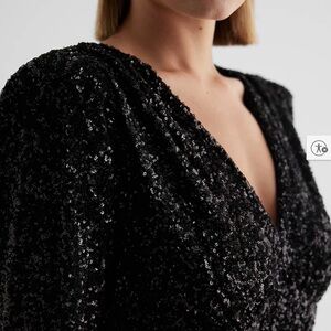 EXPRESS SZ S Women's Black Sequin Bodysuit Long Sleeves